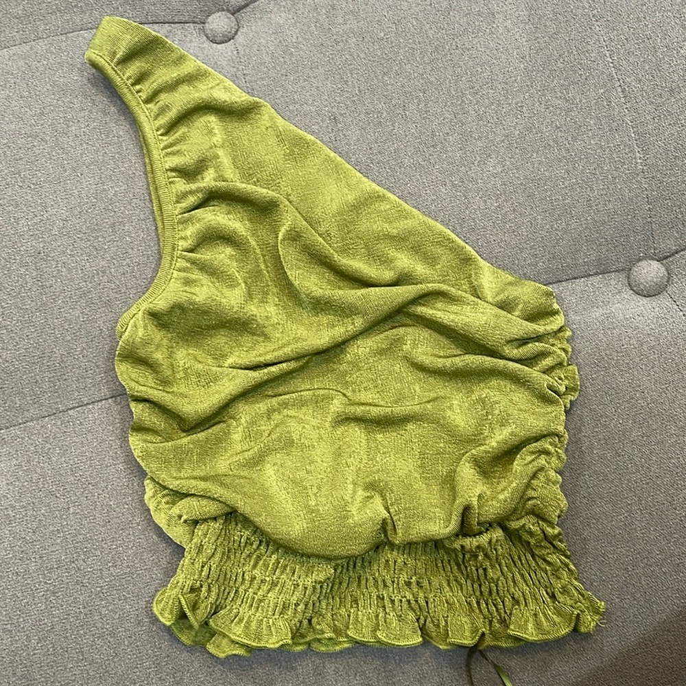 Princess Polly Green Shiny One-Shoulder Going Out Top!